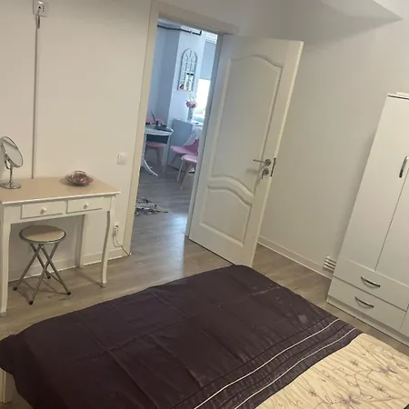 Tudor Apartament *